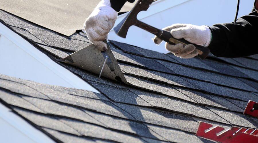 Expert Emergency Roof Repairs services in Bertrand, NE